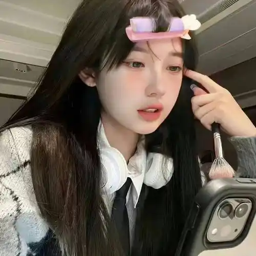 美记：火箭和骑士是两支认真考虑得到哈登的球队！